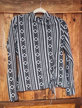 Rue21 Black & White Aztec Mock Neck Tie-Front Top